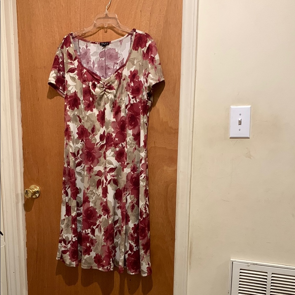 Floral Dress with Red and Cream Pattern size 2X